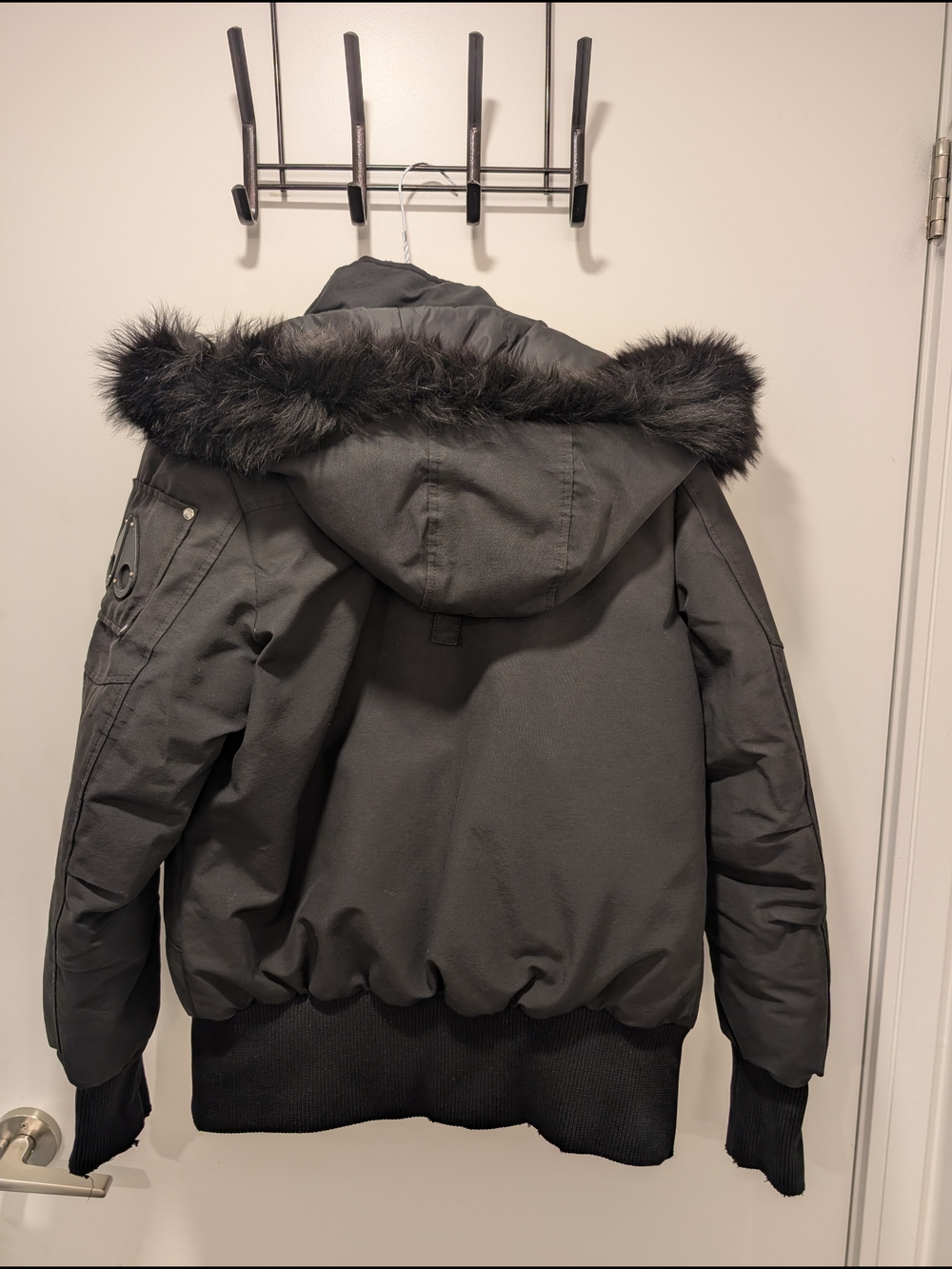 Moose Knuckles Women's Medium Original Debbie Shearling Trim Black Bomber Jacket - Picture 2 of 15